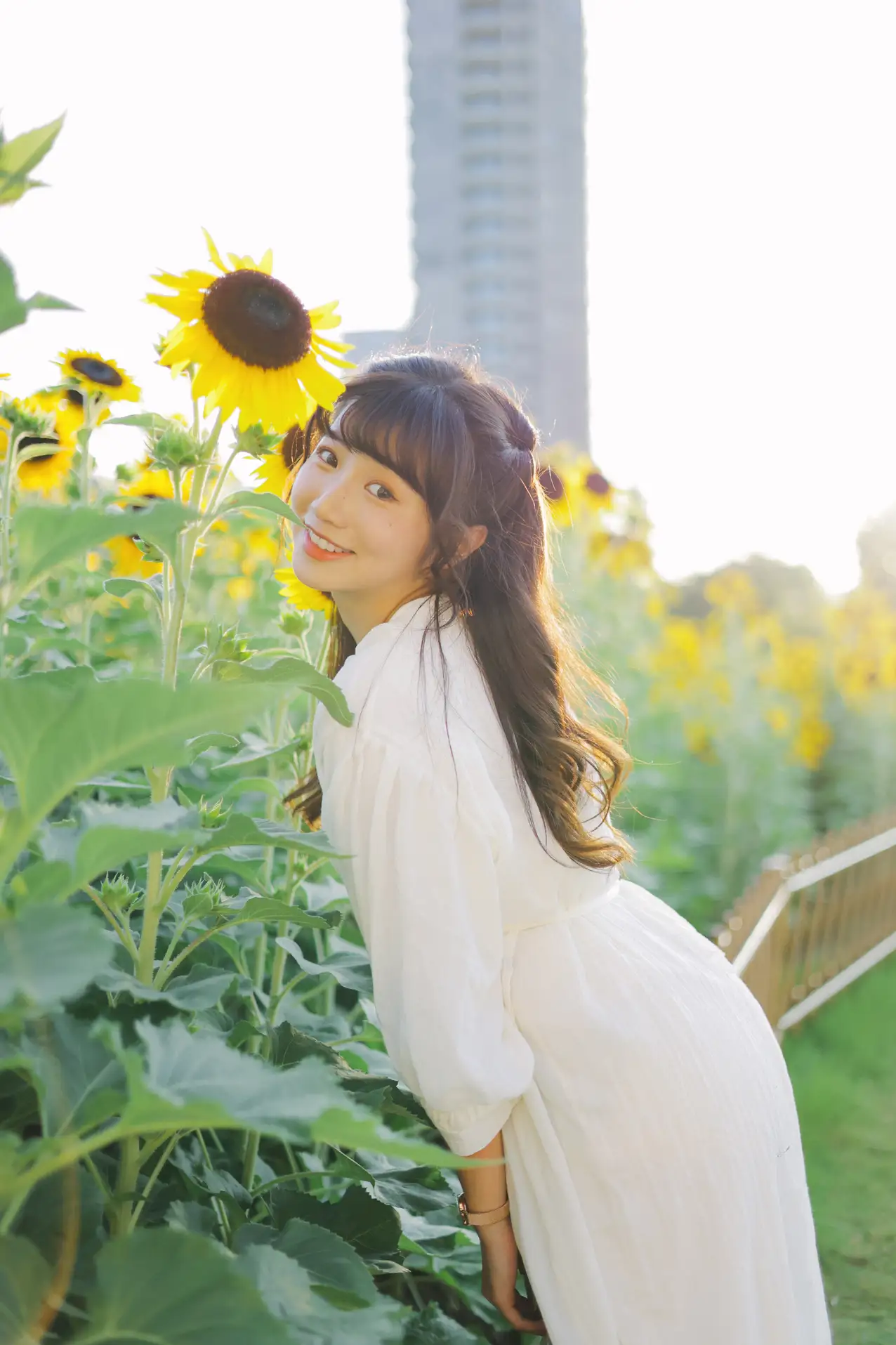 [YITUYU] 2022.08.29 Vol.1822 – Flowers and You in the Sun Fatty Blue-#[25P]-17